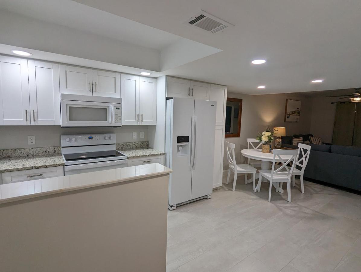 New Condo! Just 15 Min To Ft Myers And Sanibel Beach! Great Location!! Fort Myers Zewnętrze zdjęcie