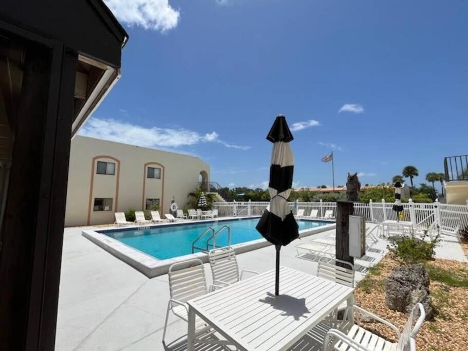 New Condo! Just 15 Min To Ft Myers And Sanibel Beach! Great Location!! Fort Myers Zewnętrze zdjęcie